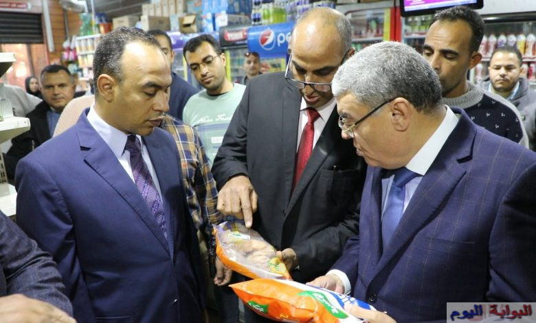 محافظ المنيا يقود حملة تموينية مكبرة لضبط الأسعار ورصد محتكري السلع الغذائية