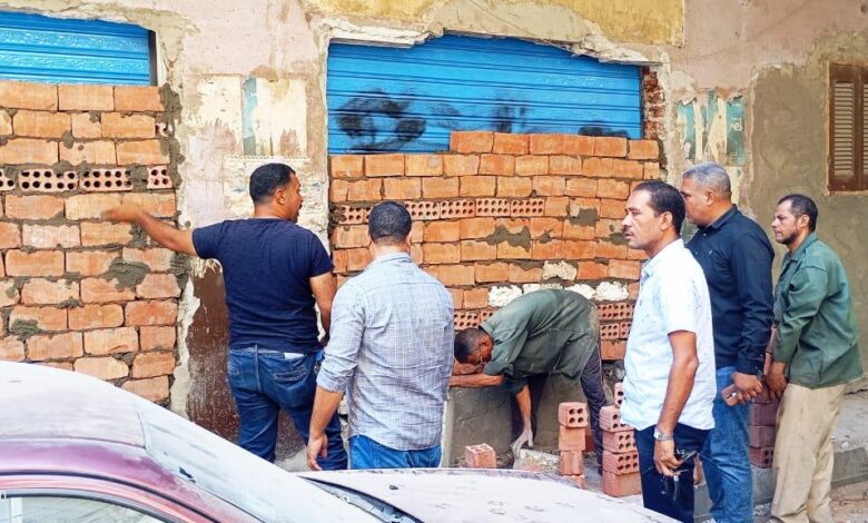محافظ المنيا يوجّه بتكثيف الحملات الرقابية لمواجهة مخالفات البناء والاستغلال غير المرخّص للعقارات