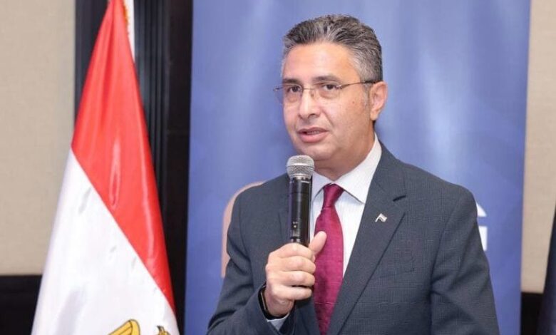  وزير التموين والتجارة الداخلية عدم المساس بسعر رغيف الخبز البلدي المُدعم بعد تحريك أسعار السولار