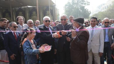 كدواني وفرحات يفتتحان معرض زهور الخريف بكلية الزراعة تحت شعار “بالمحبة ممكن”