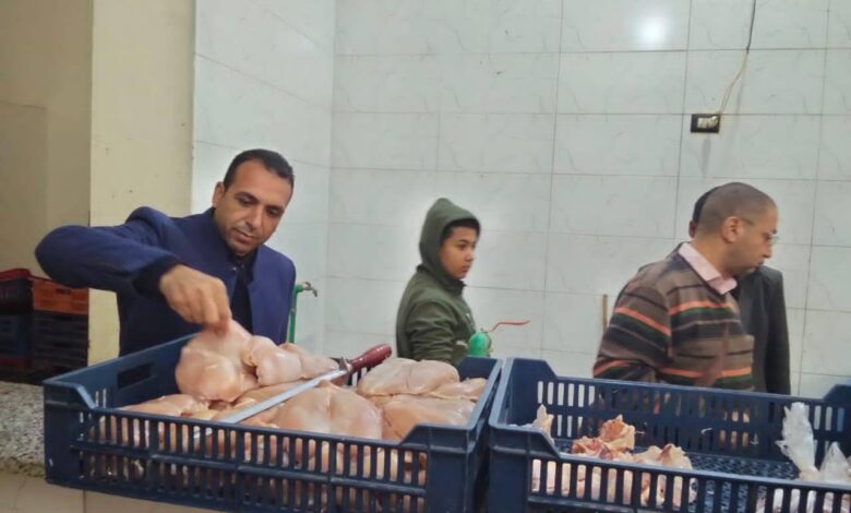  محافظ المنيا يوجّه بتكثيف الحملات التموينية على المخابز والأسواق