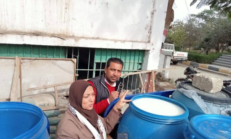 رئاسة مركز مطاى . . ضبط البان غير صالحة للأستهلاك الادمى وتحرير 16 محضر متنوع