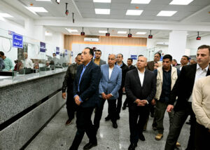 رئيس الوزراء يفتتح المركز التكنولوجي لخدمة المواطنين بمدينة المنيا