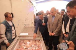 محافظ المنيا يفتتح معرض «أهلاً رمضان» بحي غرب المدينة