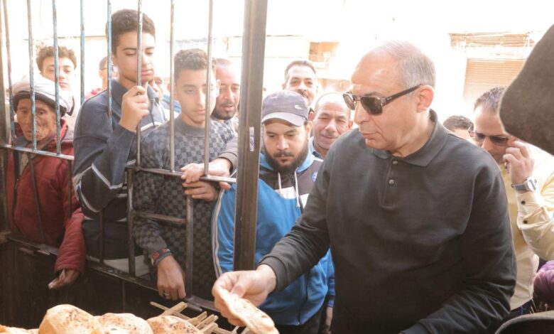  محافظ المنيا يوجّه بتكثيف الحملات الرقابية على المخابز والأسواق طوال شهر رمضان المعظم
