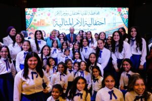 محافظ المنيا يكرم “الأمهات المثاليات لعام 2026” تزامنًا مع العيد القومي الـ107