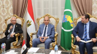 محافظ المنيا يشهد توقيع عقود اتفاق تقديم خدمات التأمين الصحي الشامل مع المستشفيات الجامعية والقطاع الخاص