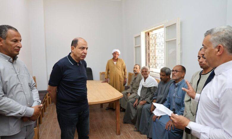   محافظ المنيا يتفقد المجمع الزراعي والوحدة البيطرية بقرية تل بني عمران بمركز ديرمواس