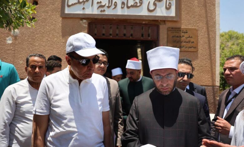 وزير الأوقاف ومحافظ المنيا يتفقدان منطقة البهنسا الأثرية بمركز بنى مزار 