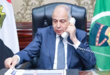 محافظ المنيا يهنئ الطالبة مريم وائل الثانية على مستوى الجمهورية في الثانوية العامة