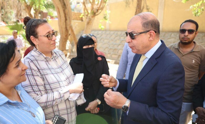  محافظ المنيا يتفقد توسعات مدرسة طه حسين ببني مزار