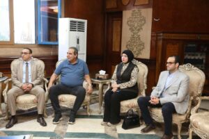 محافظ المنيا ونائب وزير الصحة يبحثان نتائج «هنتغير علشان ولادنا» والاستعداد للمرحلة الثانيةلتنمية الأسرة