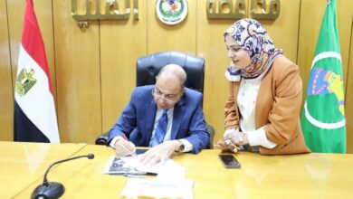  محافظ المنيا  يلتقى  أهالى مراكز المنيا وسمالوط ومطاى  ويوجه بتلبية احتياجات المواطنين