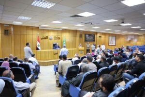 محافظ المنيا  يلتقى  أهالى مراكز المنيا وسمالوط ومطاى  ويوجه بتلبية احتياجات المواطنين