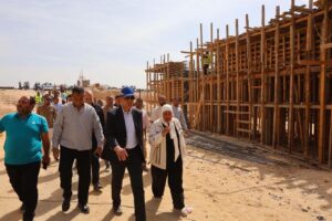 محافظ المنيا يتفقد محطة معالجة الصرف الصحي بقرية دلجا بديرمواس بتكلفة 600 مليون جنيه